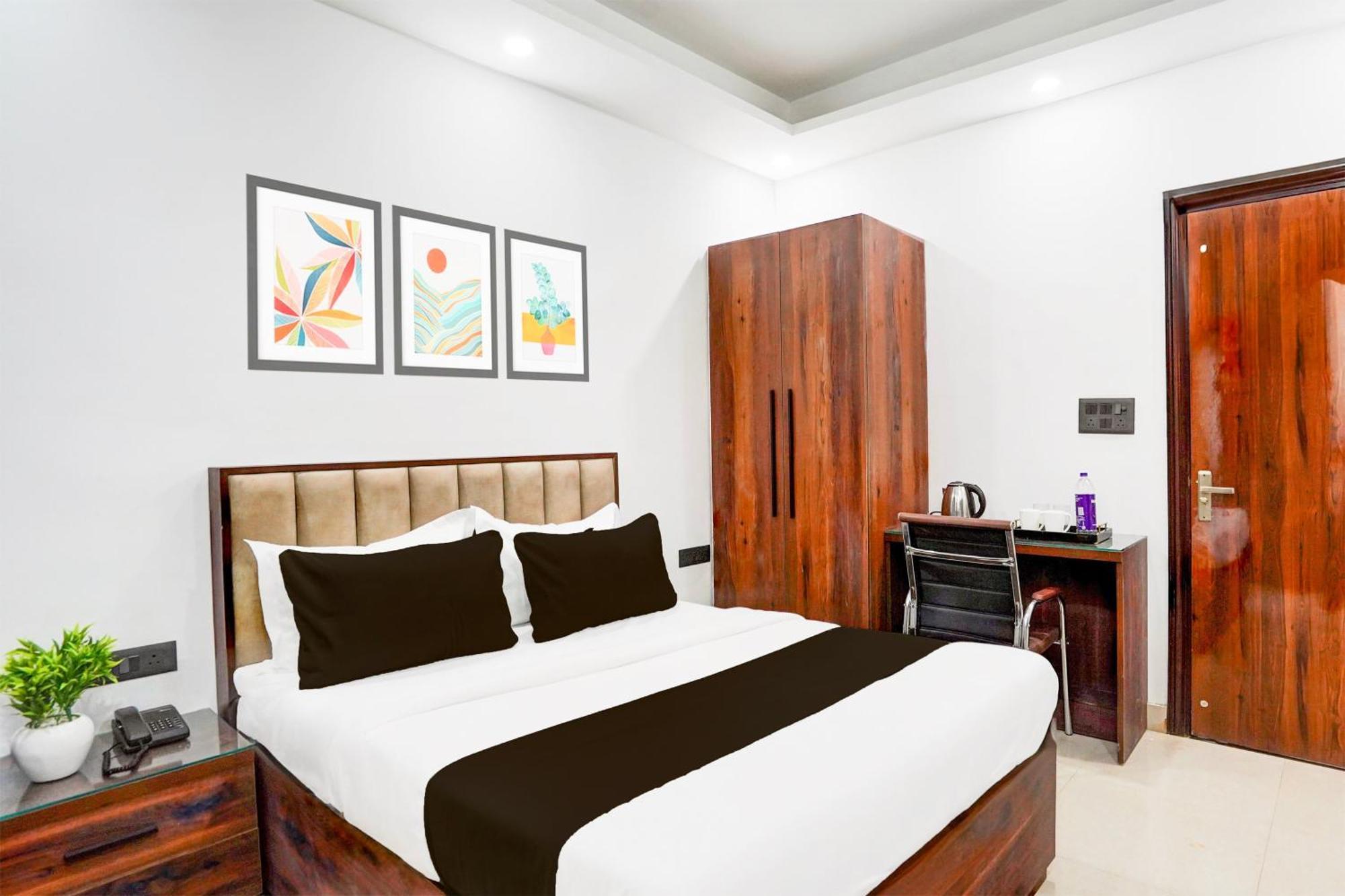 Super Collection O 63 A Noida Hotell Exteriör bild